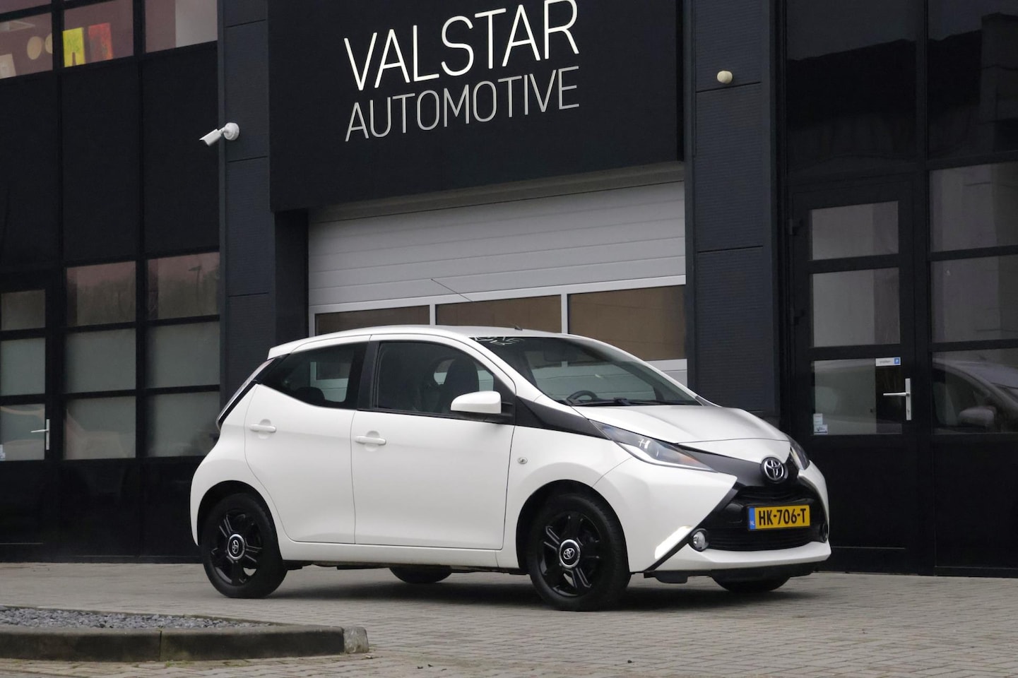 Toyota Aygo - 1.0 VVT-i x-play | NAP | Nieuwstaat! - AutoWereld.nl