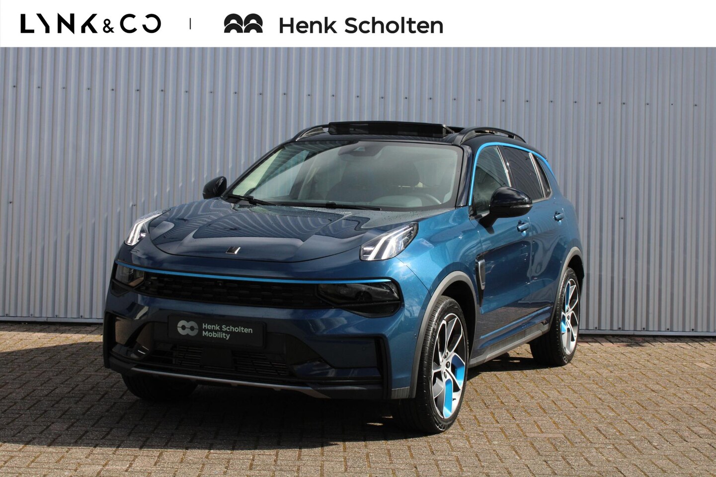 Lynk & Co 01 - Automaat Plug in Hybride |Panoramisch Schuif-/Kanteldak, Infinity Premium Geluidssysteem, - AutoWereld.nl
