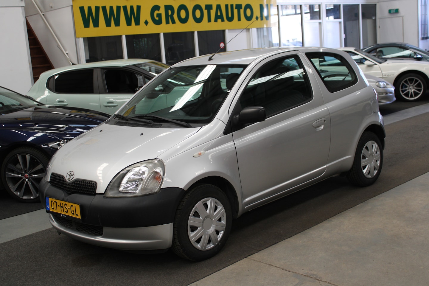 Toyota Yaris - 1.0-16V VVT-i YORIN 84.824km NAP, Terkhaak, Stuurbekrachtiging - AutoWereld.nl