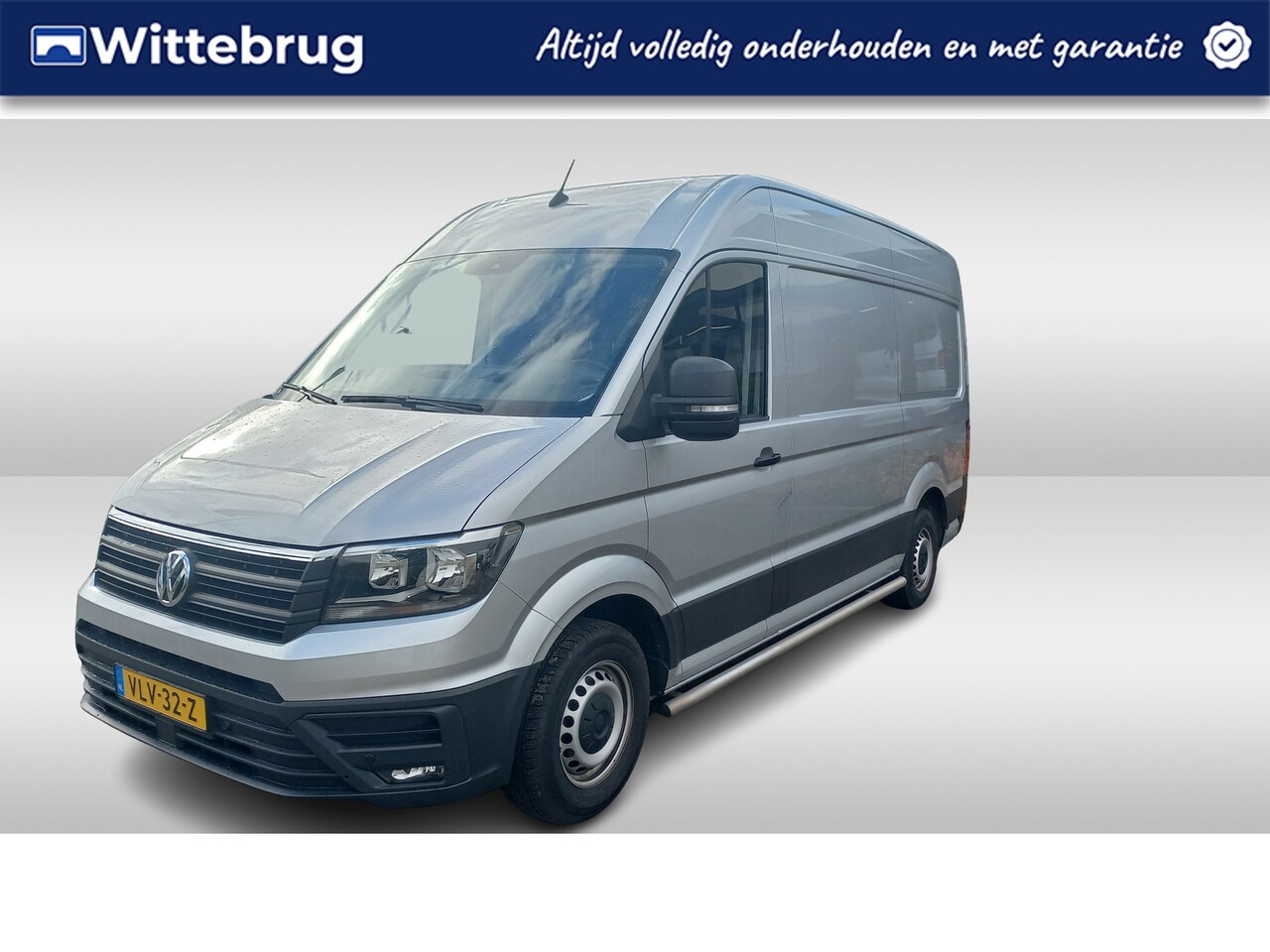 Volkswagen Crafter - 35 2.0 TDI L3H3 Trend Edition Navigatie / Trekhaak / PDC - AutoWereld.nl