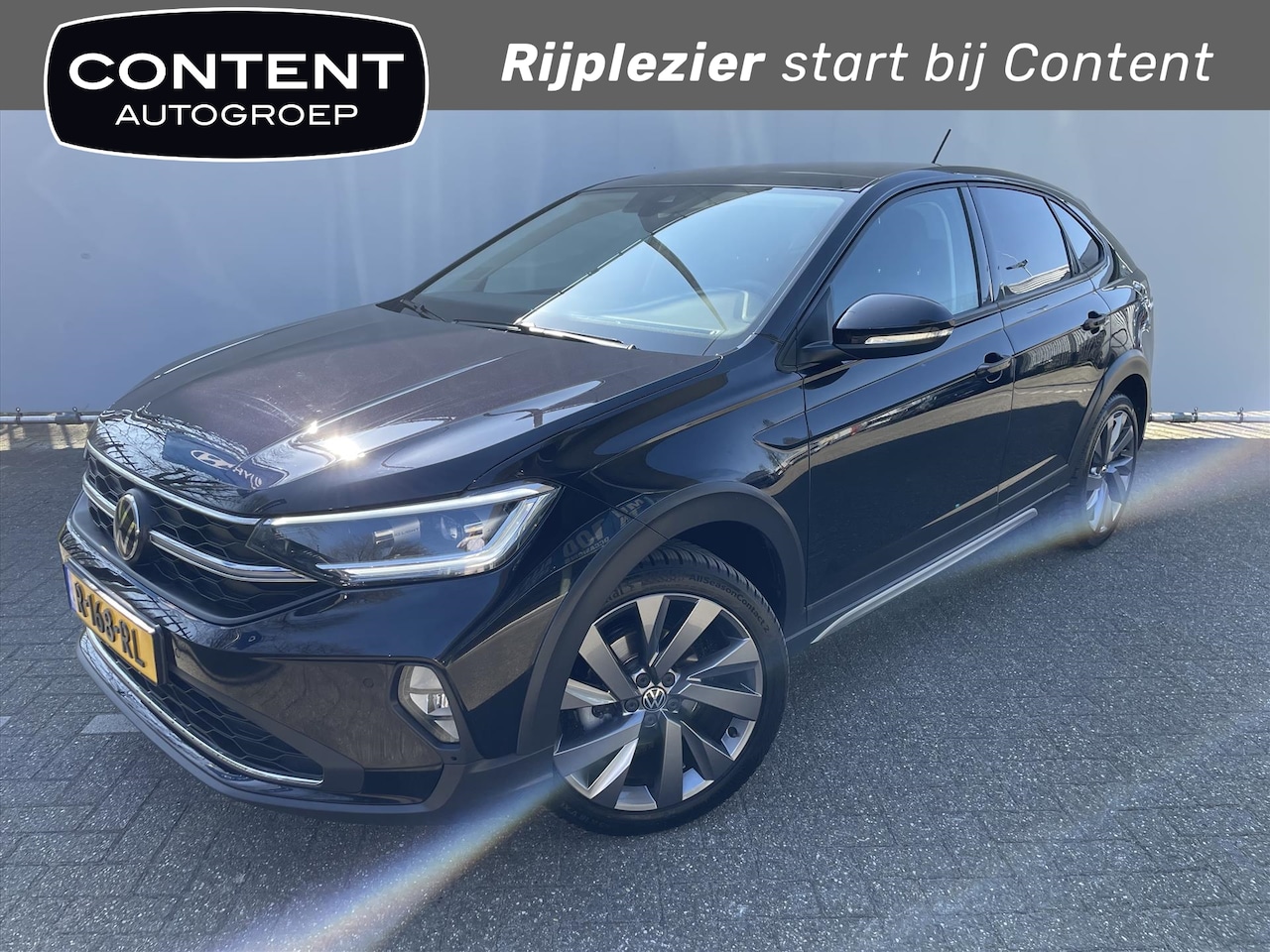 Volkswagen Taigo - 1.5 TSI 150pk DSG-7 R-Line Business+ l Pano dak l Trekhaak l - AutoWereld.nl