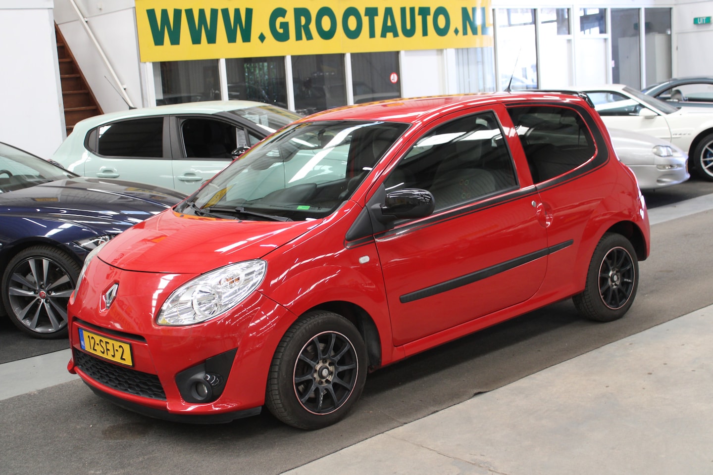 Renault Twingo - 1.2-16V Collection Airco, Isofix, Cruise control, Stuurbekrachtiging - AutoWereld.nl