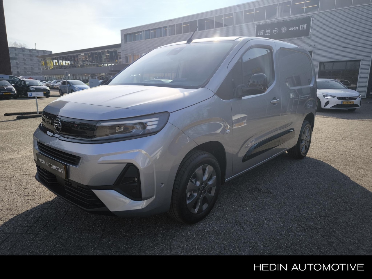 Opel Combo - 1.5 BlueHDi 130 S&S L1 | Trekhaak | Navigatie | Airco | Cruise control | Carplay | PDC | L - AutoWereld.nl