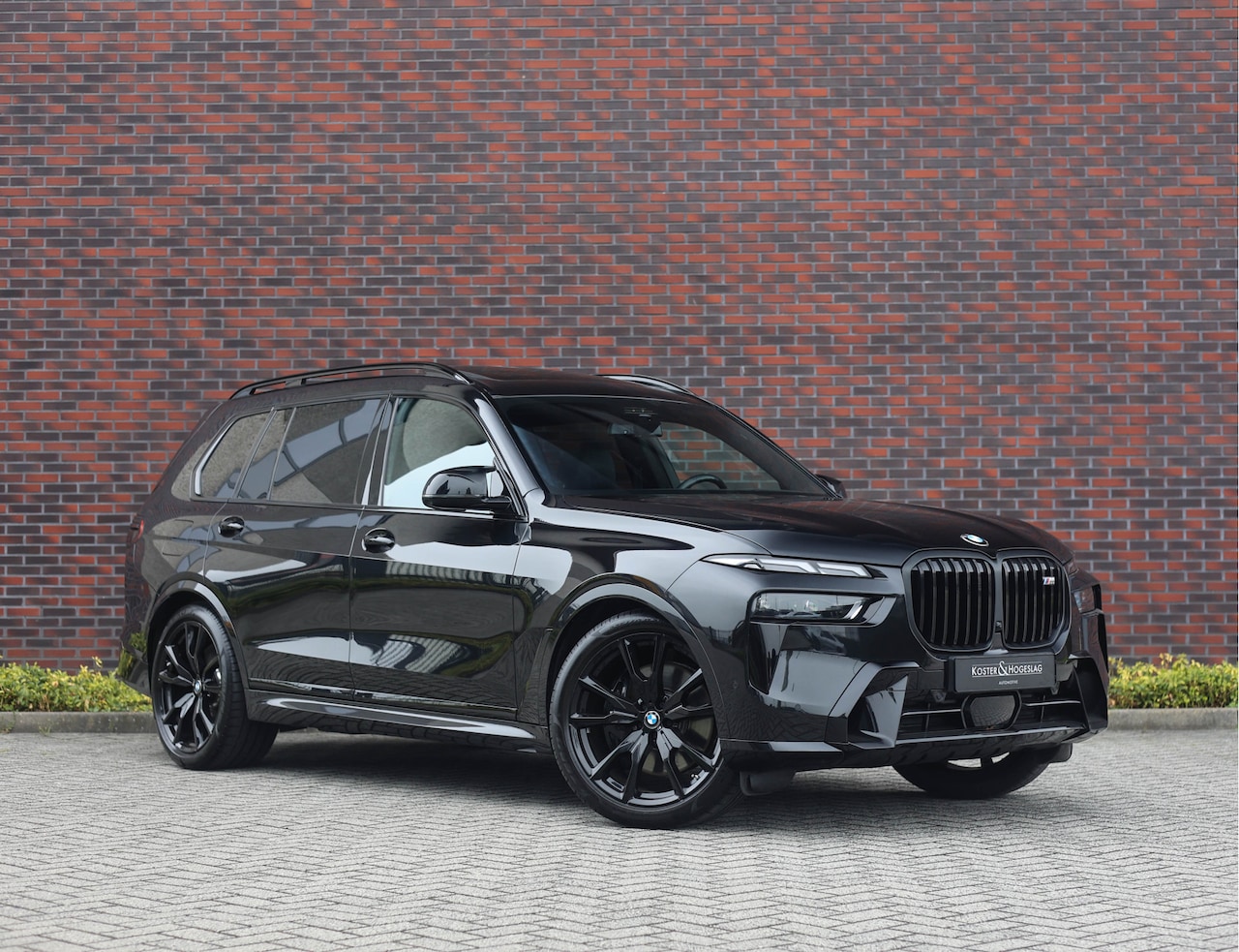 BMW X7 - M60i xDrive *Sky*Trekhaak*M Sport Pro*H/K* - AutoWereld.nl