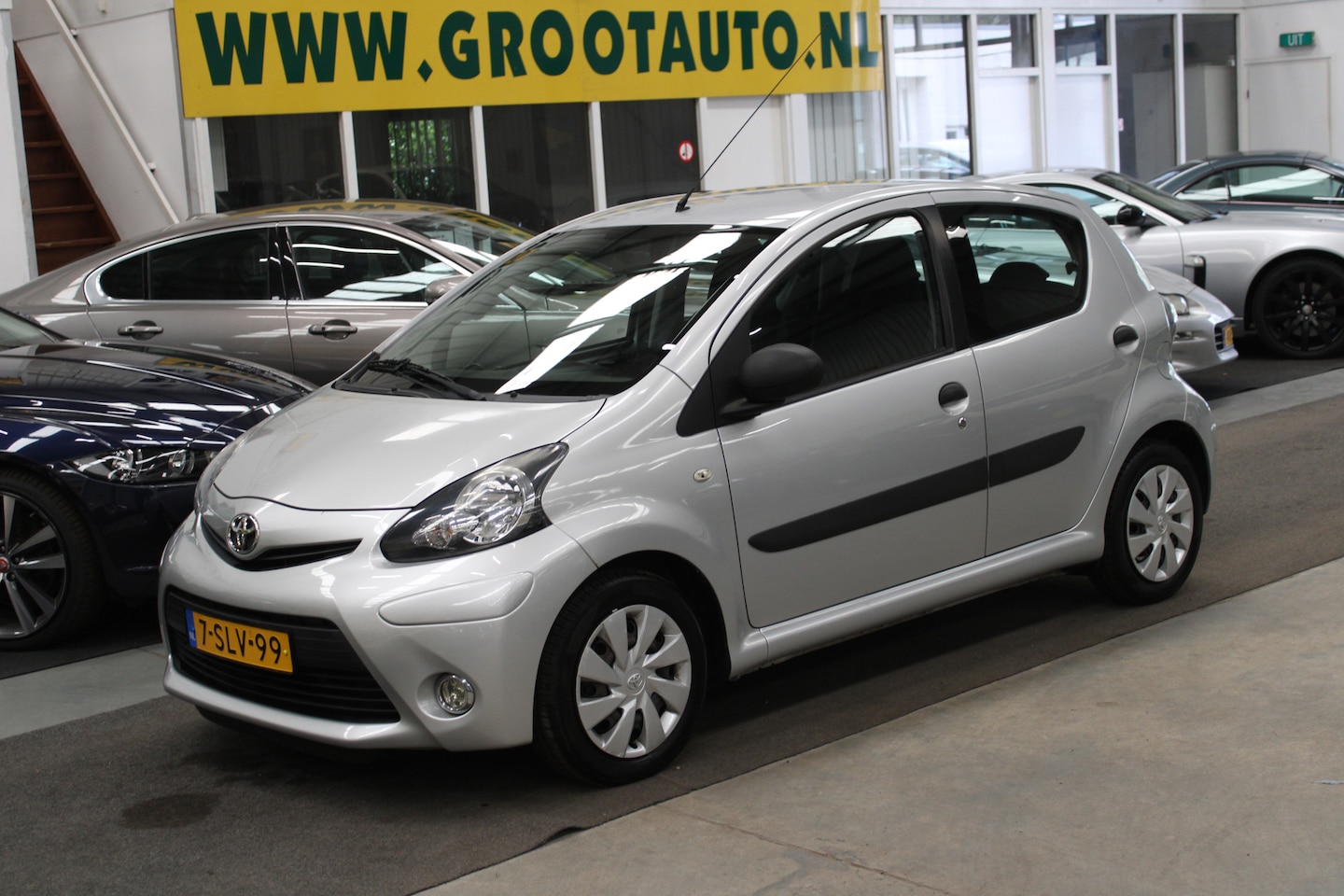Toyota Aygo - 1.0 VVT-i Now 48.467km NAP, Dealer onderhouden, Airco, 5 Deurs - AutoWereld.nl