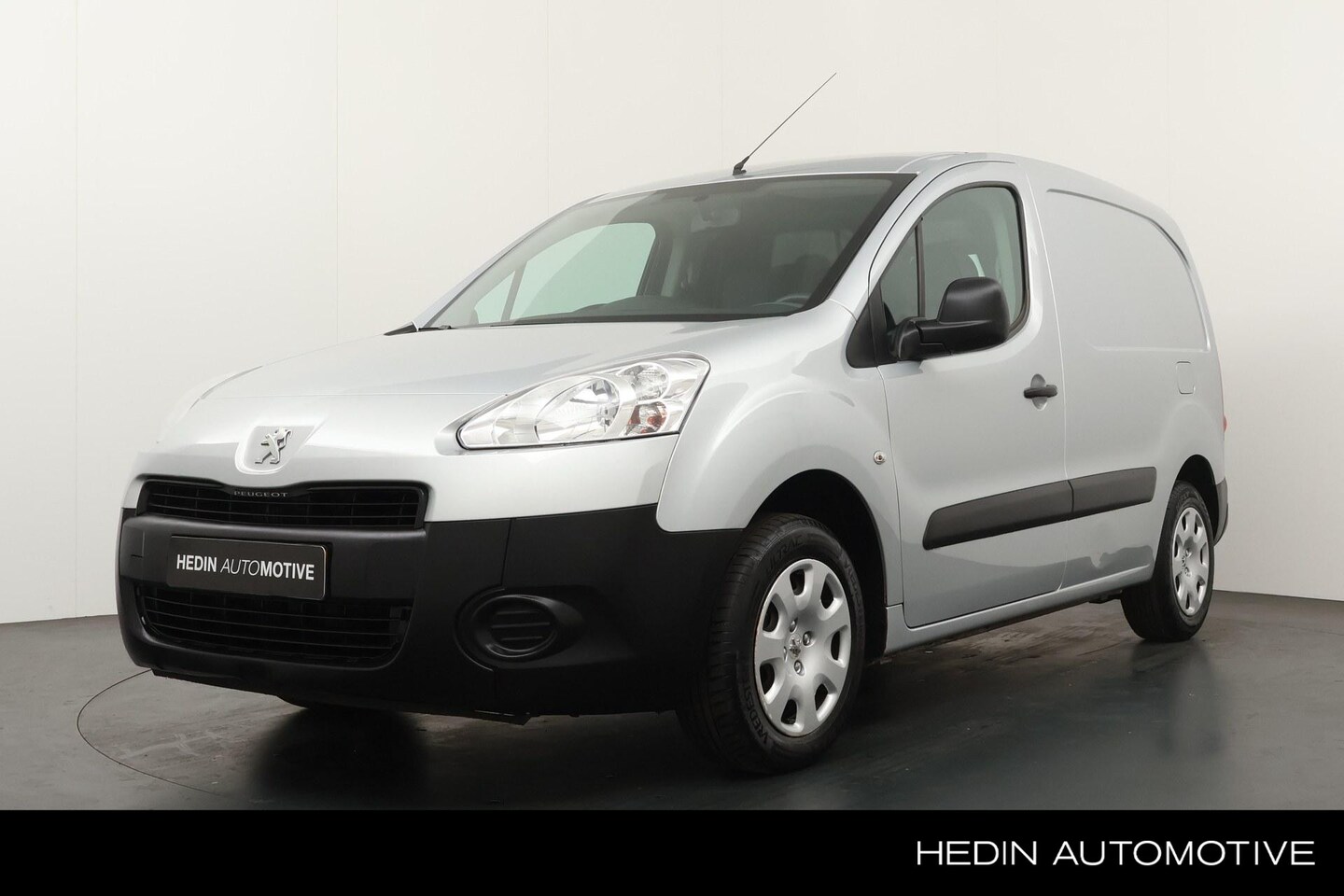 Peugeot Partner - 120 1.6 HDI L1 XR Profit + | Betimmering Laadruimte | 89000 km. - AutoWereld.nl