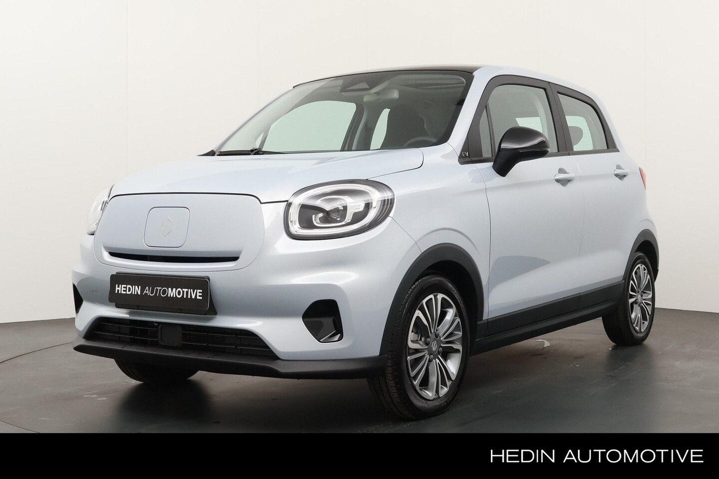 Leapmotor T03 - Smart 37.3 kWh 95pk | Navigatie | Achteruitrijcamera | Panoramadak | Adap. cruise control - AutoWereld.nl