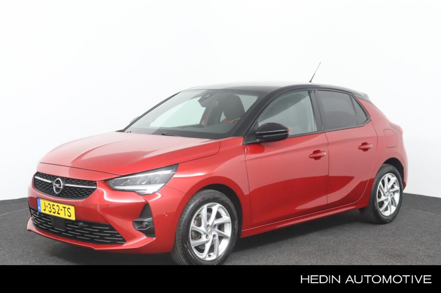 Opel Corsa - 1.2 Turbo 100pk GS Line | Apple Carplay/Android Auto | Camera | PDC V+A | Airco | Cruise c - AutoWereld.nl