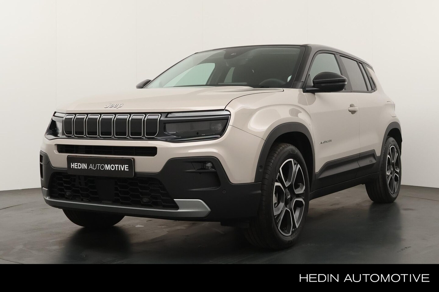 Jeep Avenger - Summit 54 kWh | Apple carplay/Android auto | Warmtepomp | Stoelverwarming | Keyless | Navi - AutoWereld.nl