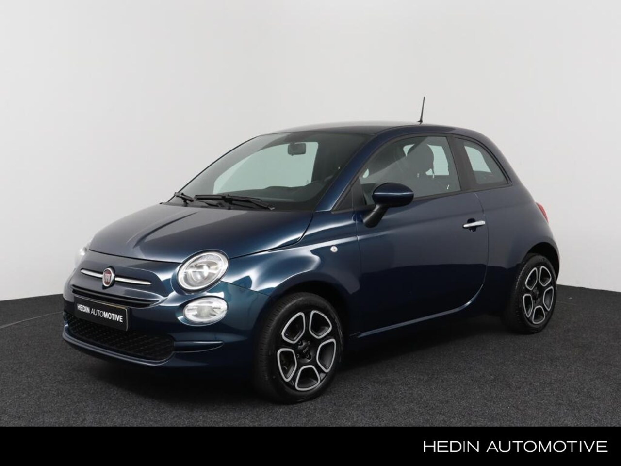 Fiat 500 - 1.0 Hybrid Club | Navigatie via App | Airco | Cruise control | Bluetooth | Apple Carplay/ - AutoWereld.nl