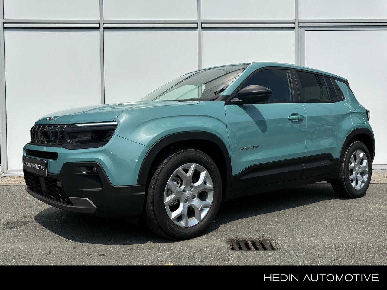 Jeep Avenger - Longitude Business Pack 54 kWh Jeep Avenger Longitude 54 kWh | ACHTERUITRIJCAMERA | NAVIGA - AutoWereld.nl
