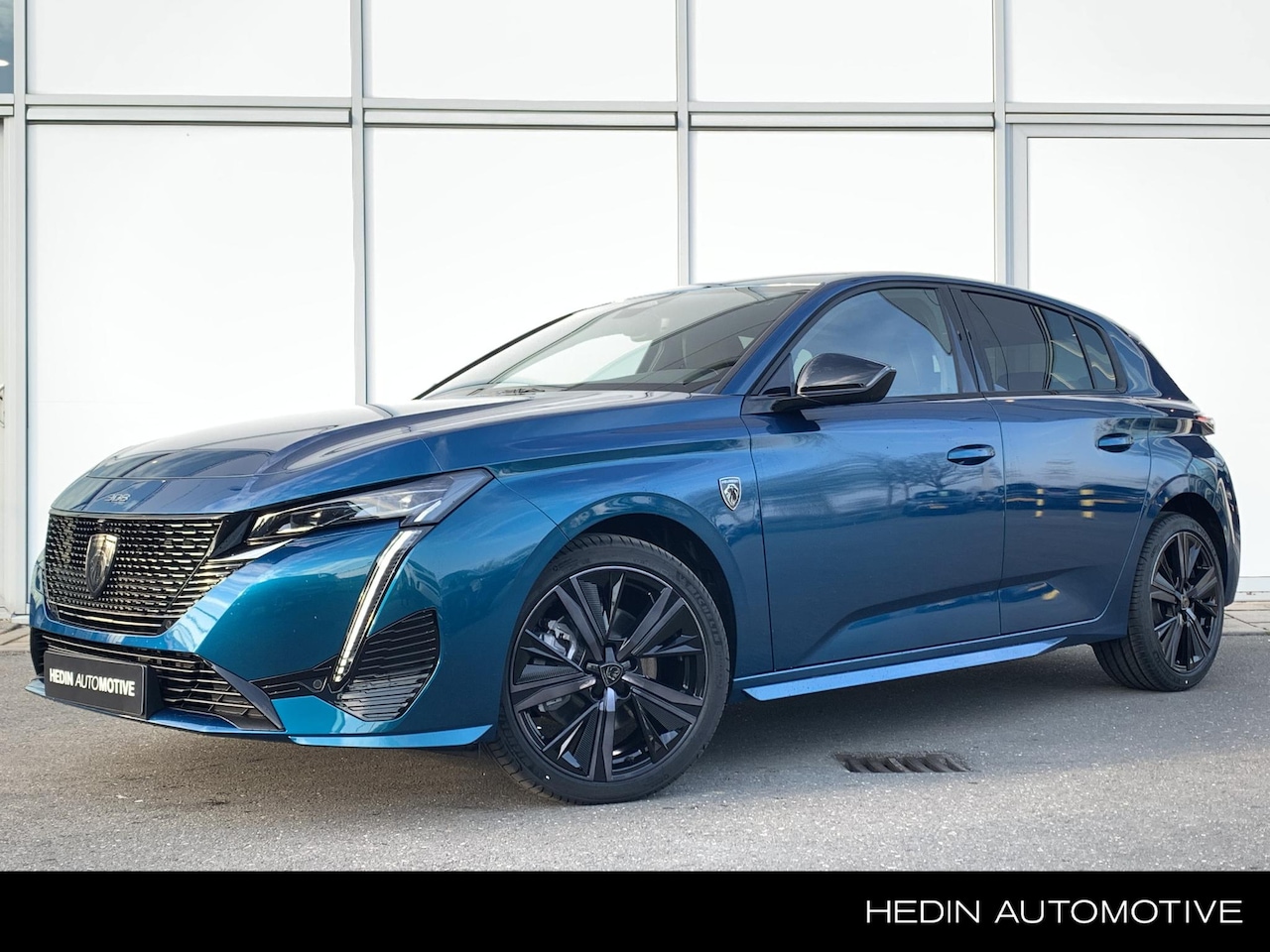Peugeot 308 - 1.2 Hybrid 136 e-DCS6 GT | Trekhaak | Camera voor + achter | Elektr. verstelbare stoel met - AutoWereld.nl