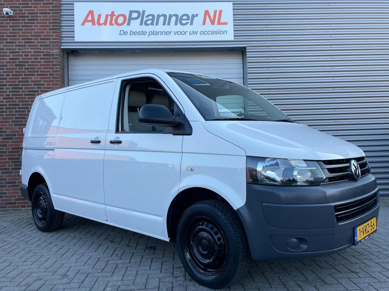 Volkswagen Transporter - 2.0 TDI! Airco! 3-Zitter! 1e Eigenaar! - AutoWereld.nl