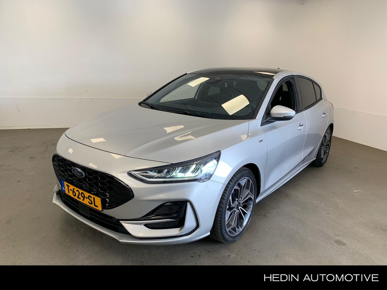 Ford Focus - 1.0 EcoBoost Hybrid ST Line | Winterpack | Pano-Dak | Apple/Android Carplay | 18 inch | Al - AutoWereld.nl