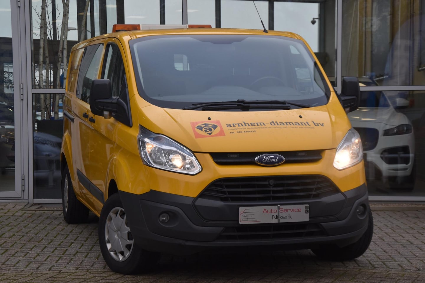 Ford Transit Custom - 290 2.2 TDCI L2H1 Trend Airco Elek. Ramen Trekhaak - AutoWereld.nl