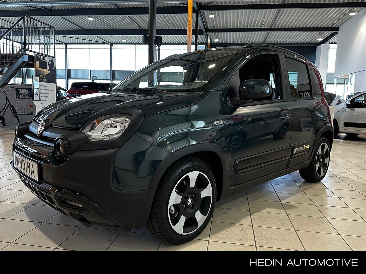 Fiat Panda - 1.0 Hybrid Pandina Airco | PDC | Carplay | Showroom auto, Vraag naar de beschikbaarheid - AutoWereld.nl