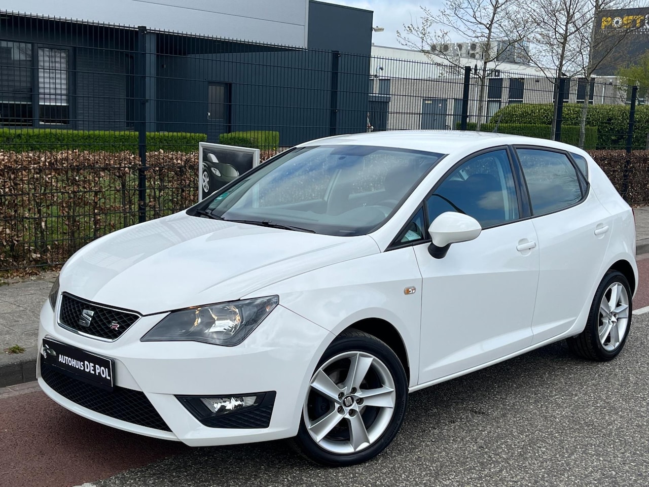 Seat Ibiza - 1.2 TSI FR Airco Cruise-contol Lm-velgen - AutoWereld.nl