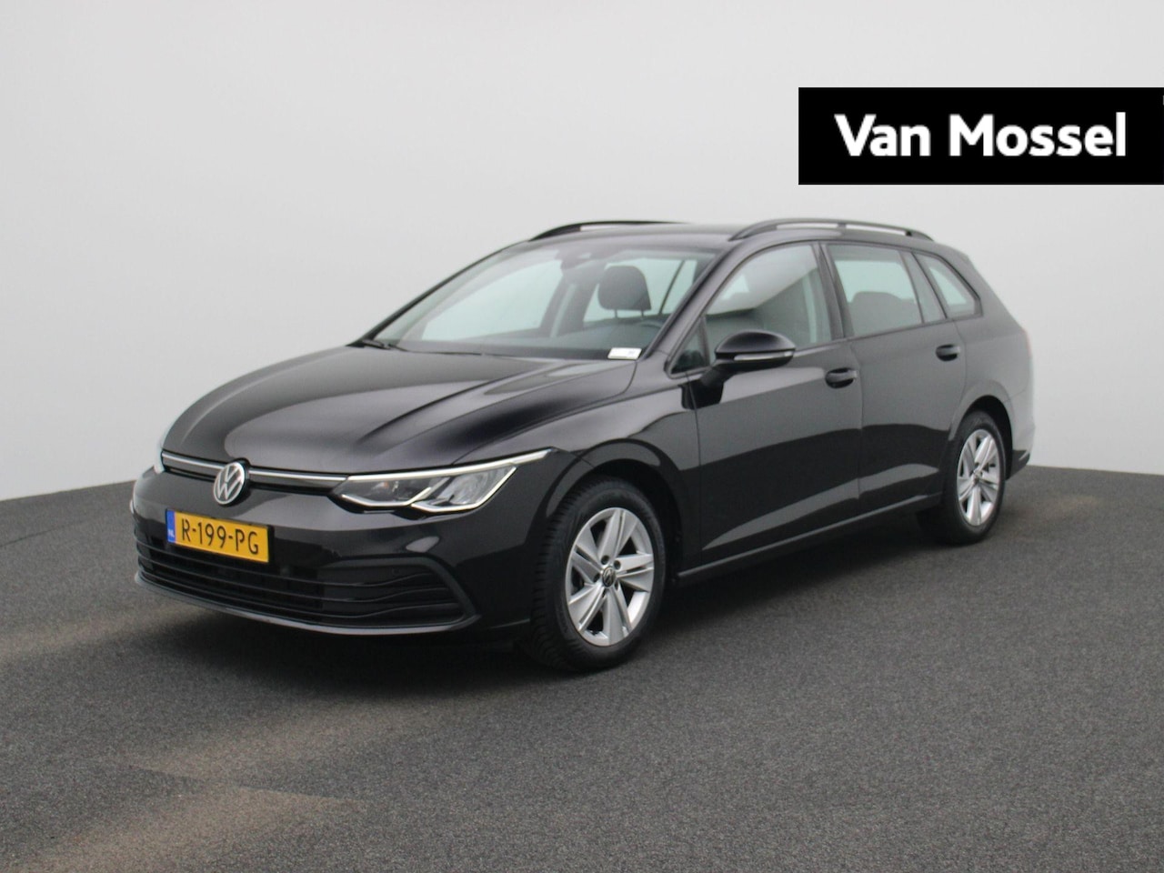 Volkswagen Golf Variant - 1.0 TSI Life | Navigatie | Airco | Cruise Control | 16 Inch Velgen | Parkeersensoren | - AutoWereld.nl