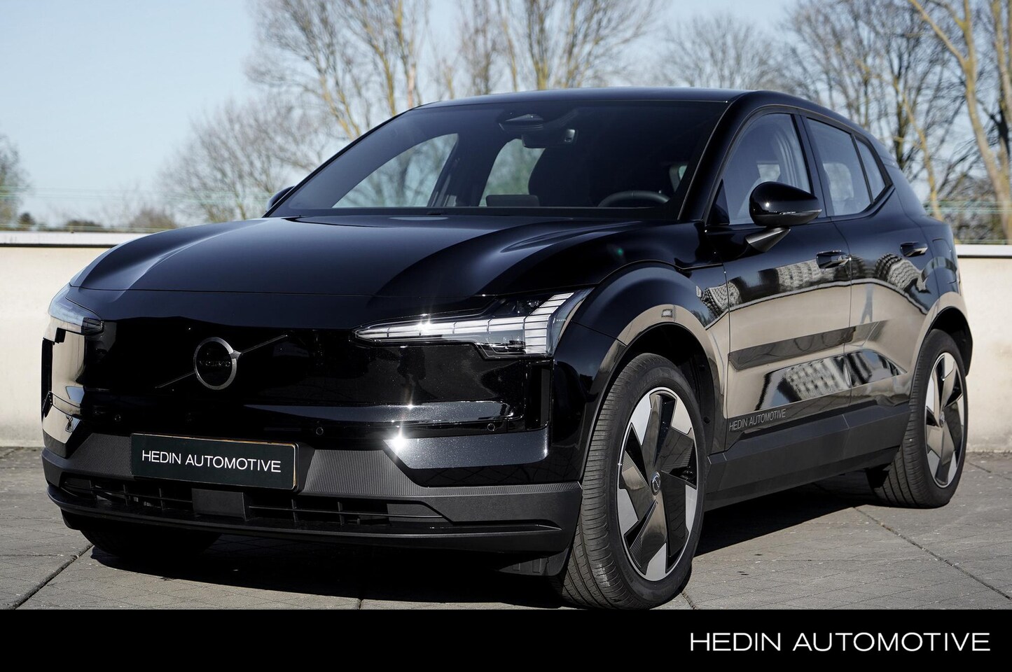 Volvo EX30 - Single Motor Extended Range Plus 69 kWh Verwarmbare Voorstoelen + Stuurwiel | Harman/Kardo - AutoWereld.nl