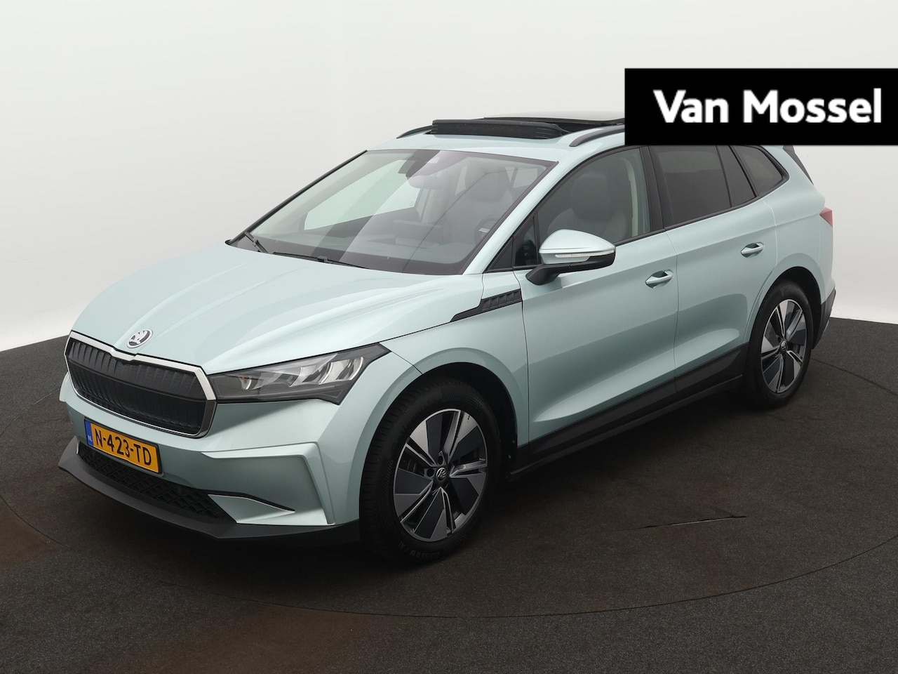Skoda Enyaq iV - 60 | PANORAMADAK | STOEL-STUUR VERWARMING | HALF-LEDER | ELEK.LAADKLEP | CLIMATE CONTROL | - AutoWereld.nl