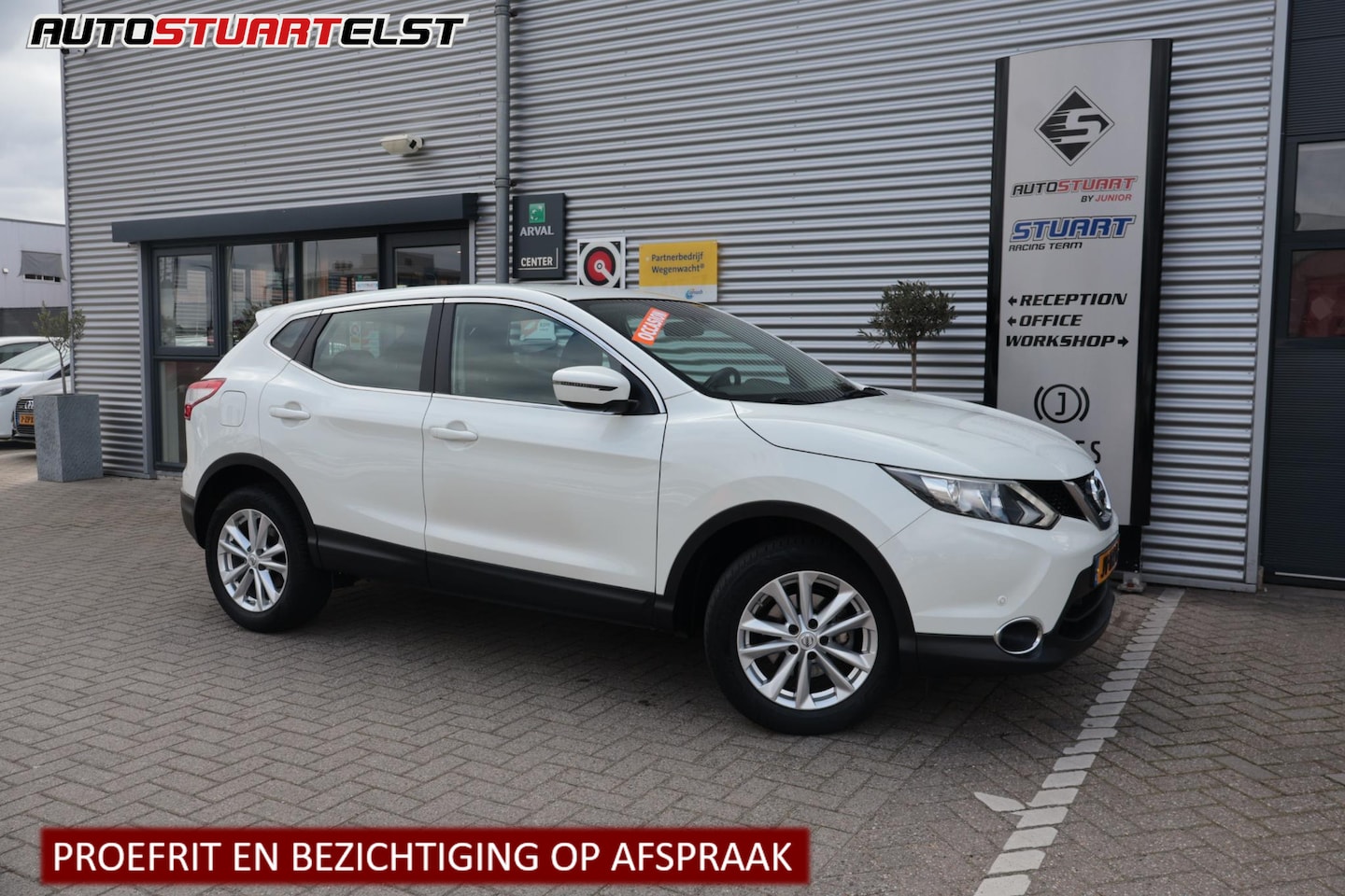 Nissan Qashqai - 1.2 Acenta Cruise | PDC | Airco | NAP | - AutoWereld.nl