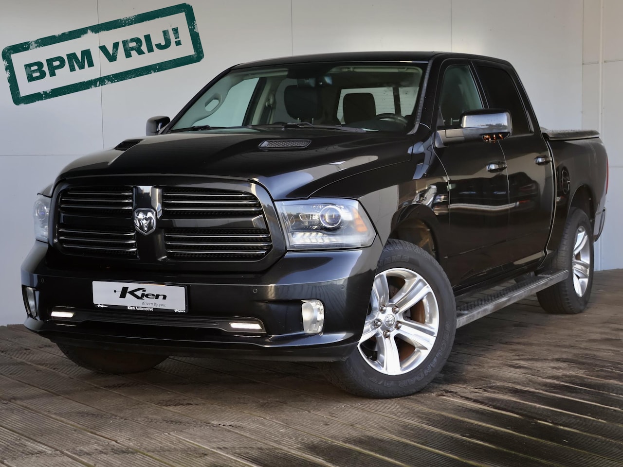 Dodge Ram 1500 - 5.7 V8 4x4 Crew Cab 5'7 Sport | Lage bijtelling € 35.836 Fiscale waarde | - AutoWereld.nl
