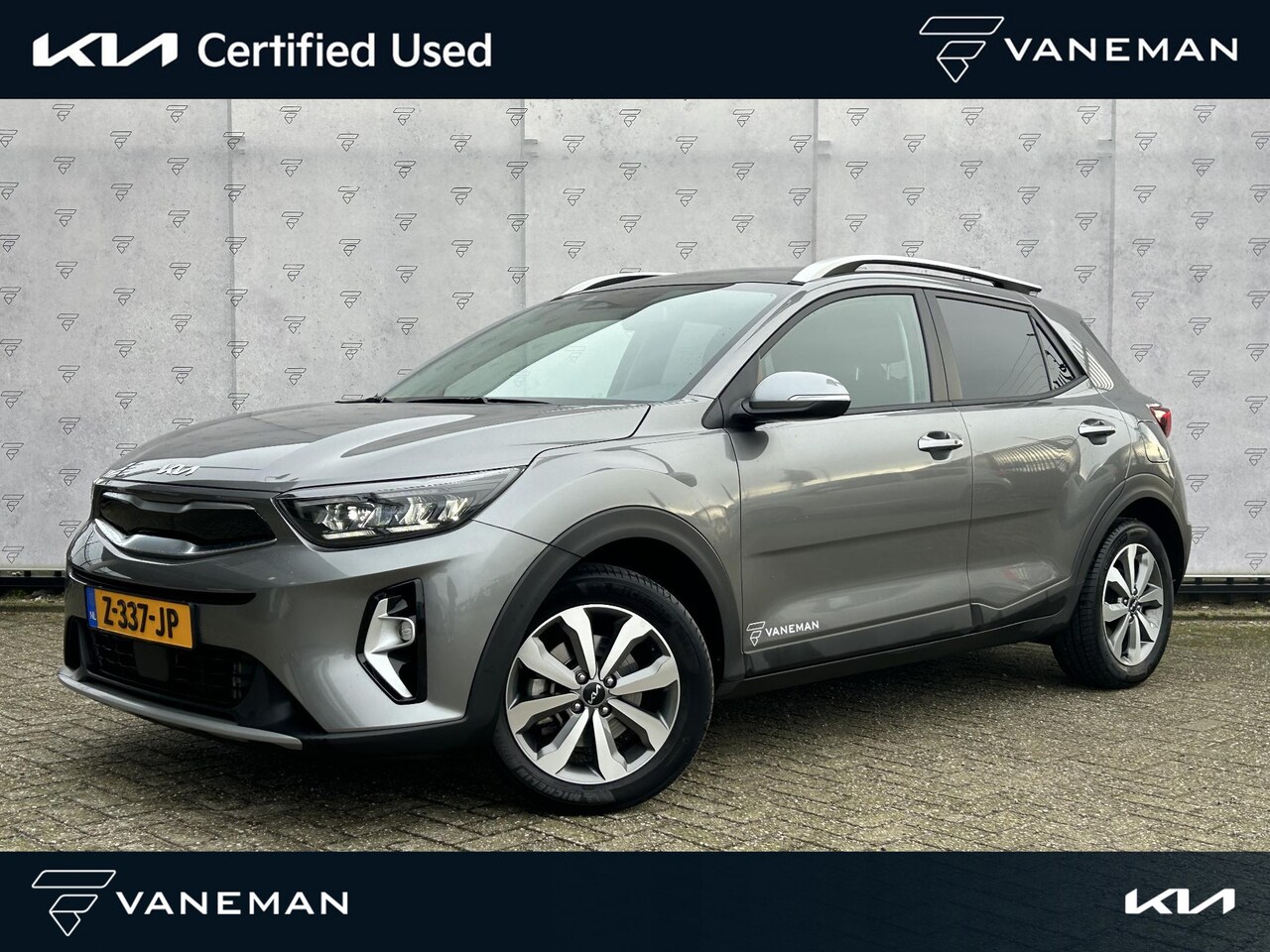 Kia Stonic - 1.0 T-GDi MHEV DynamicLine Navi | Camera | Apple CarPlay/Android Auto | 16" Velgen | Airco - AutoWereld.nl