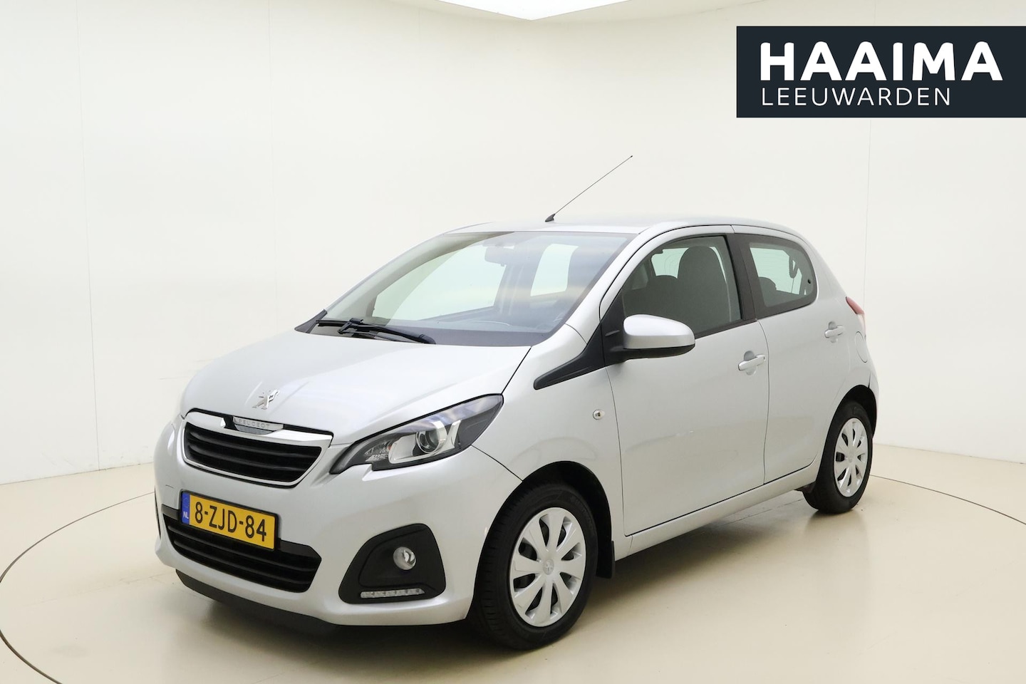 Peugeot 108 - 1.0 e-VTi Active 72 PK | Handgeschakeld | 5-deurs | Airco | Elektrische ramen | Radio | Bl - AutoWereld.nl