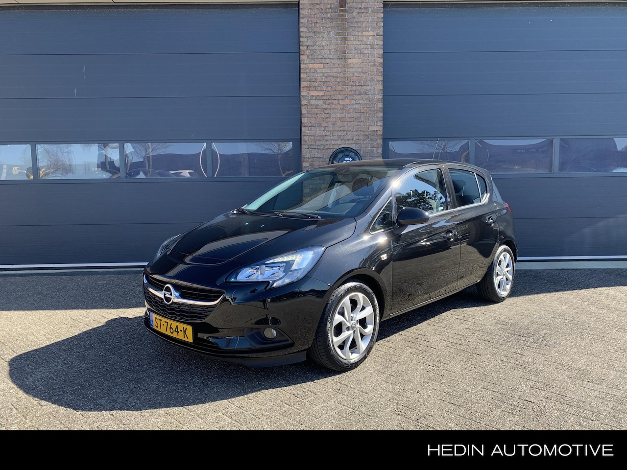 Opel Corsa - 1.0 Turbo 90PK Online Edition Navigatie | Parkeersensoren | Airco | Cruise Control | Apple - AutoWereld.nl