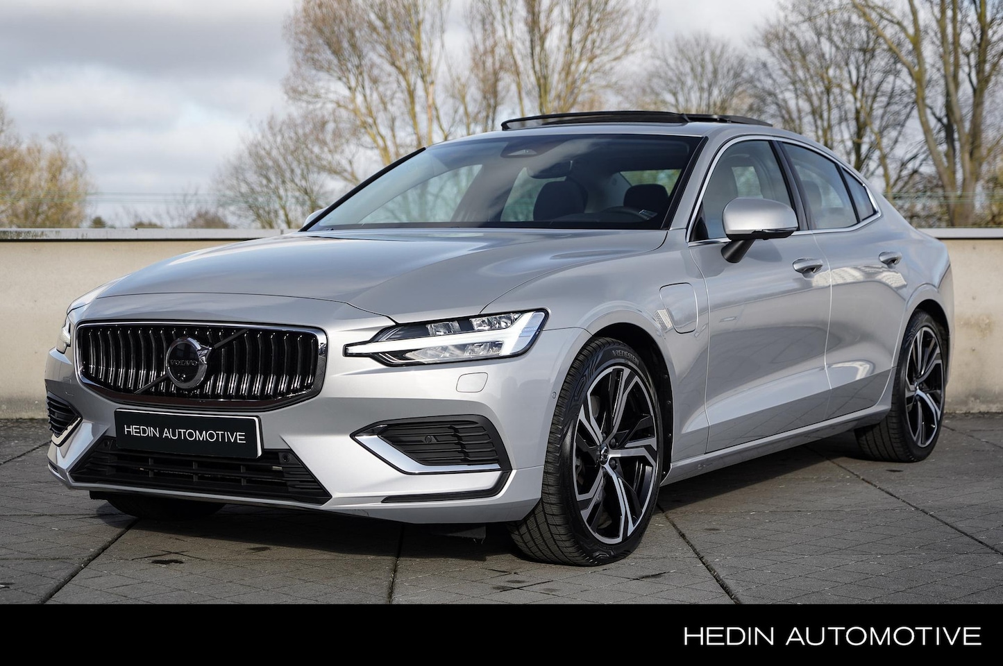 Volvo S60 - 2.0 Recharge T6 AWD Ultimate Bright BLIS | Pilot Assist | Harman/Kardon | 360 Graden Parke - AutoWereld.nl
