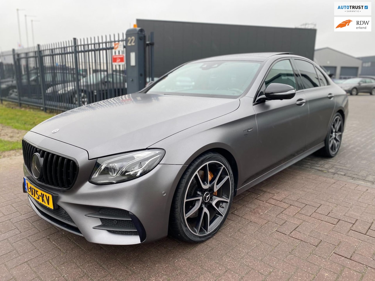 Mercedes-Benz E-klasse - 43 AMG 4Matic 2018 Full Opties 480PK Schaal - AutoWereld.nl