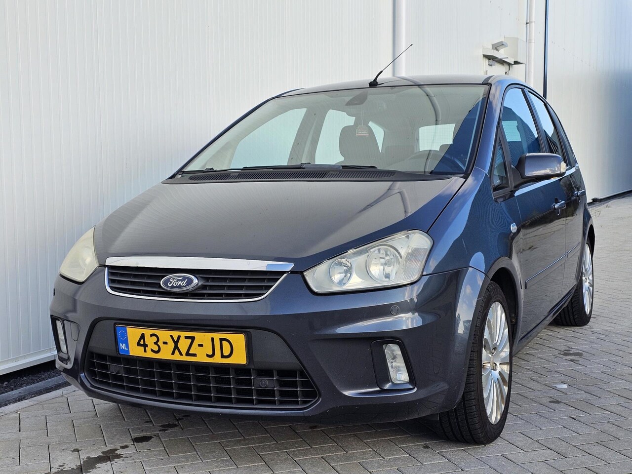 Ford C-Max - 1.8-16V Titanium bj 2007 NAVI! APK 26-03-2026! Veel Opties! - AutoWereld.nl