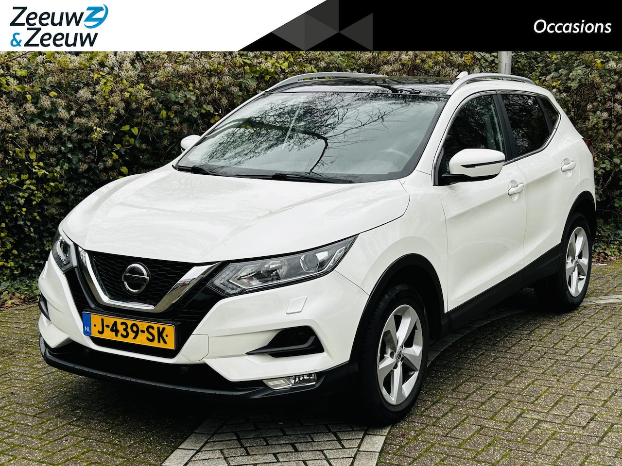 Nissan Qashqai - 1.2 N-Connecta Navi , panoramadak , trekhaak , camera , cruise . lm velgen , tel , stoelve - AutoWereld.nl