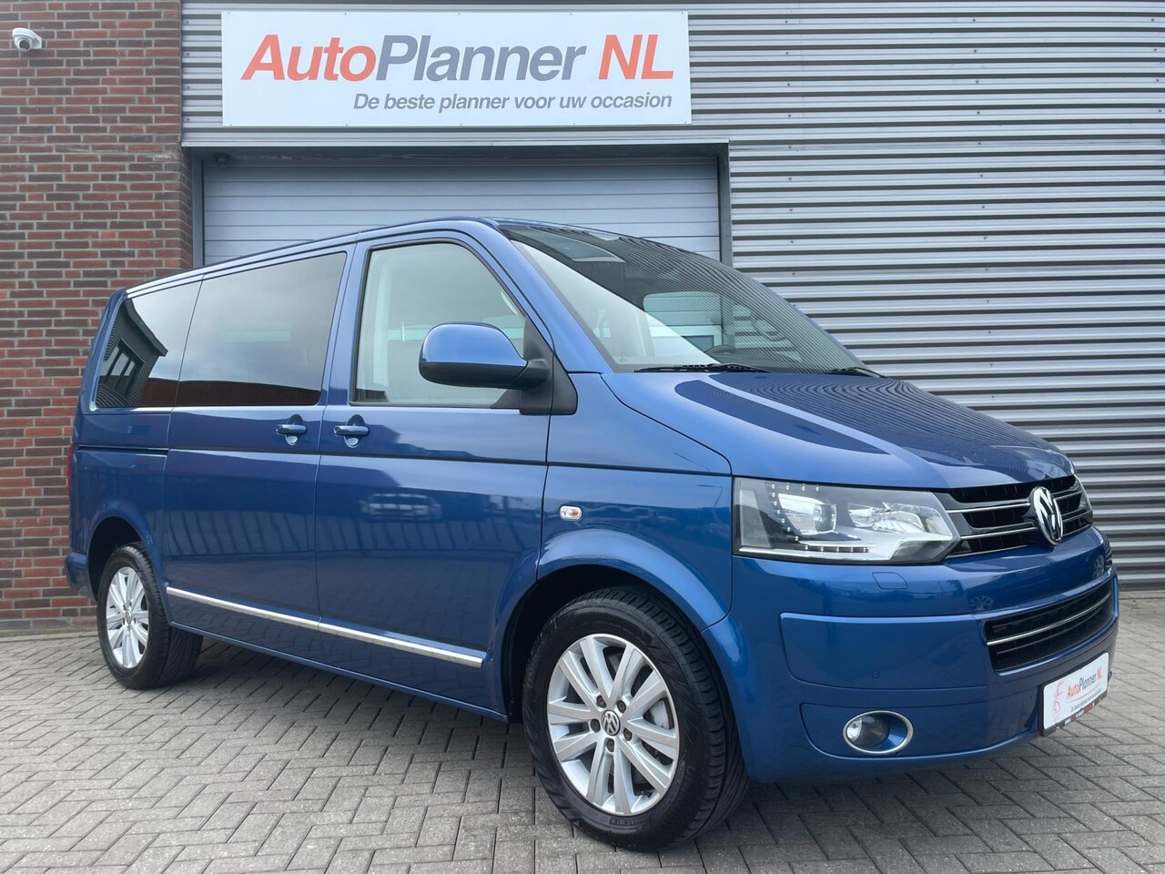 Volkswagen Multivan - 2.0 TSI Highline 4Motion! 7-Persoons! - AutoWereld.nl