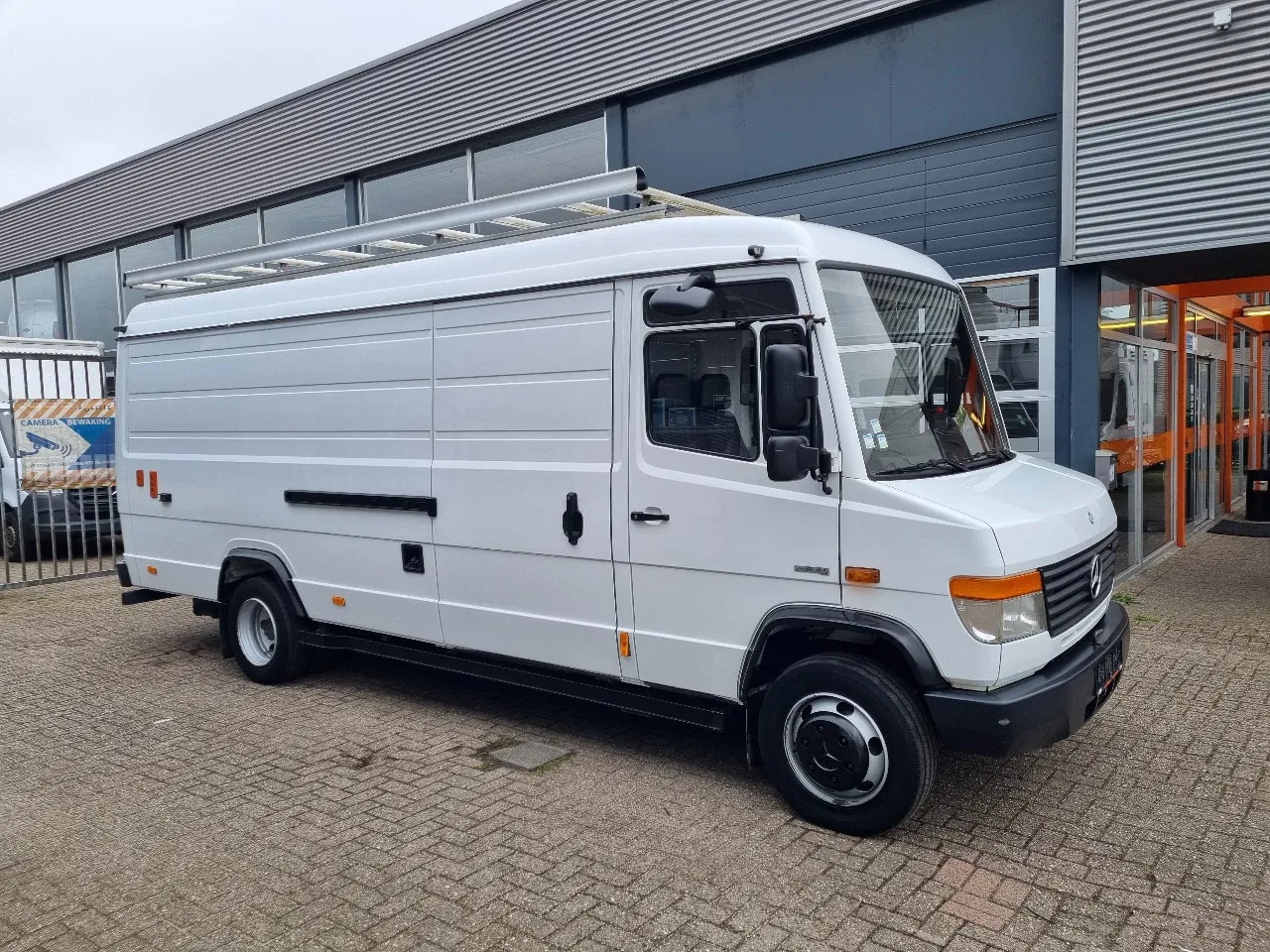 Mercedes-Benz Vario - 813 L3H2 MAXI EURO 5/ Taillift/ Roofrack - AutoWereld.nl