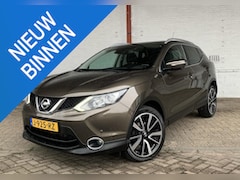 Nissan Qashqai - 1.2 Premier Edition |Dealer Onderhouden|Camera|Navi|