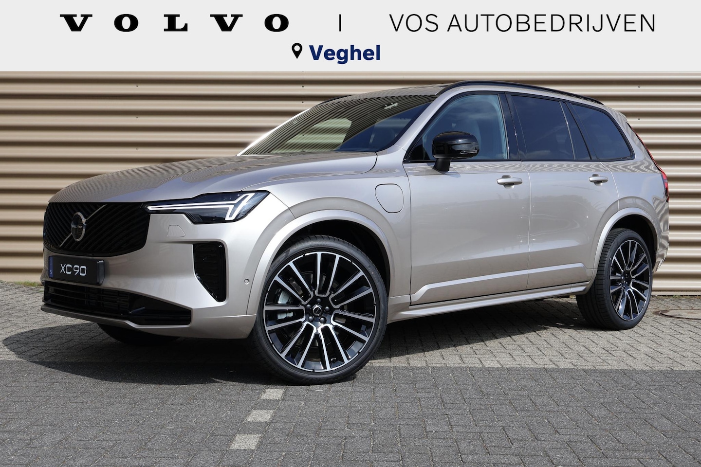 Volvo XC90 - 2.0 T8 Plug-in hybrid AWD Ultra Dark l Nieuw op voorraad l Luchtvering l 22 Inch l Gelamin - AutoWereld.nl