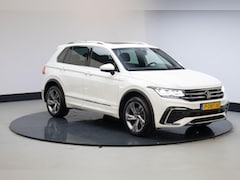 Volkswagen Tiguan - 1.4 TSI eHybrid R-Line Business+ | Pano | Trekhaak |