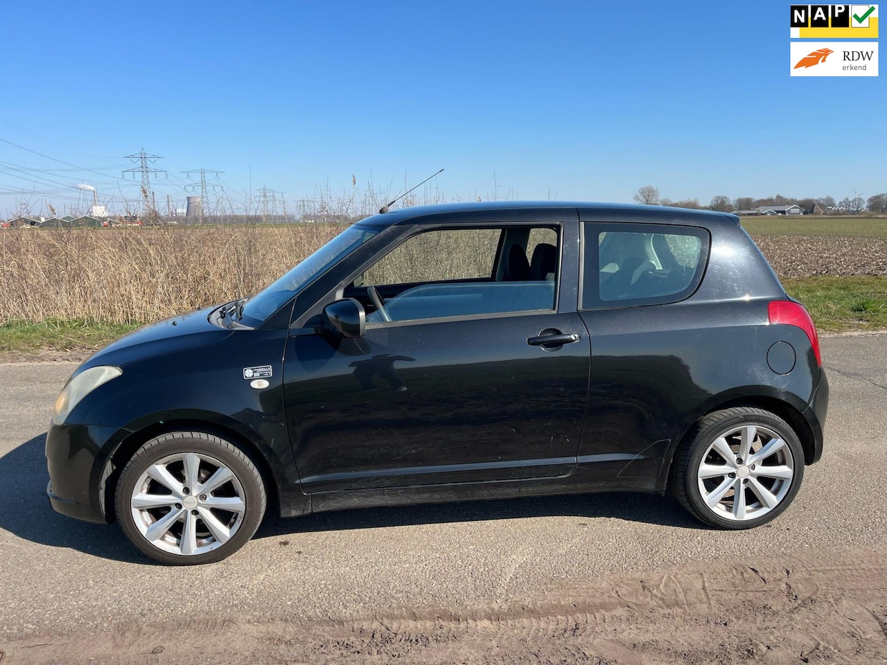 Suzuki Swift - 1.3 GLS (inruiler , lees advertentie) - AutoWereld.nl