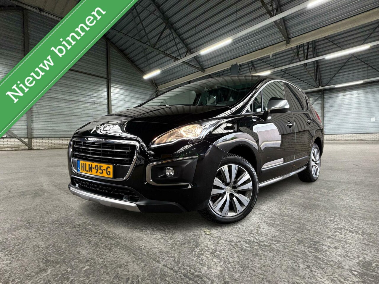 Peugeot 3008 - 1.2 PT 130pk Executive | PANO | HUD | Trekhaak | Supernet! - AutoWereld.nl