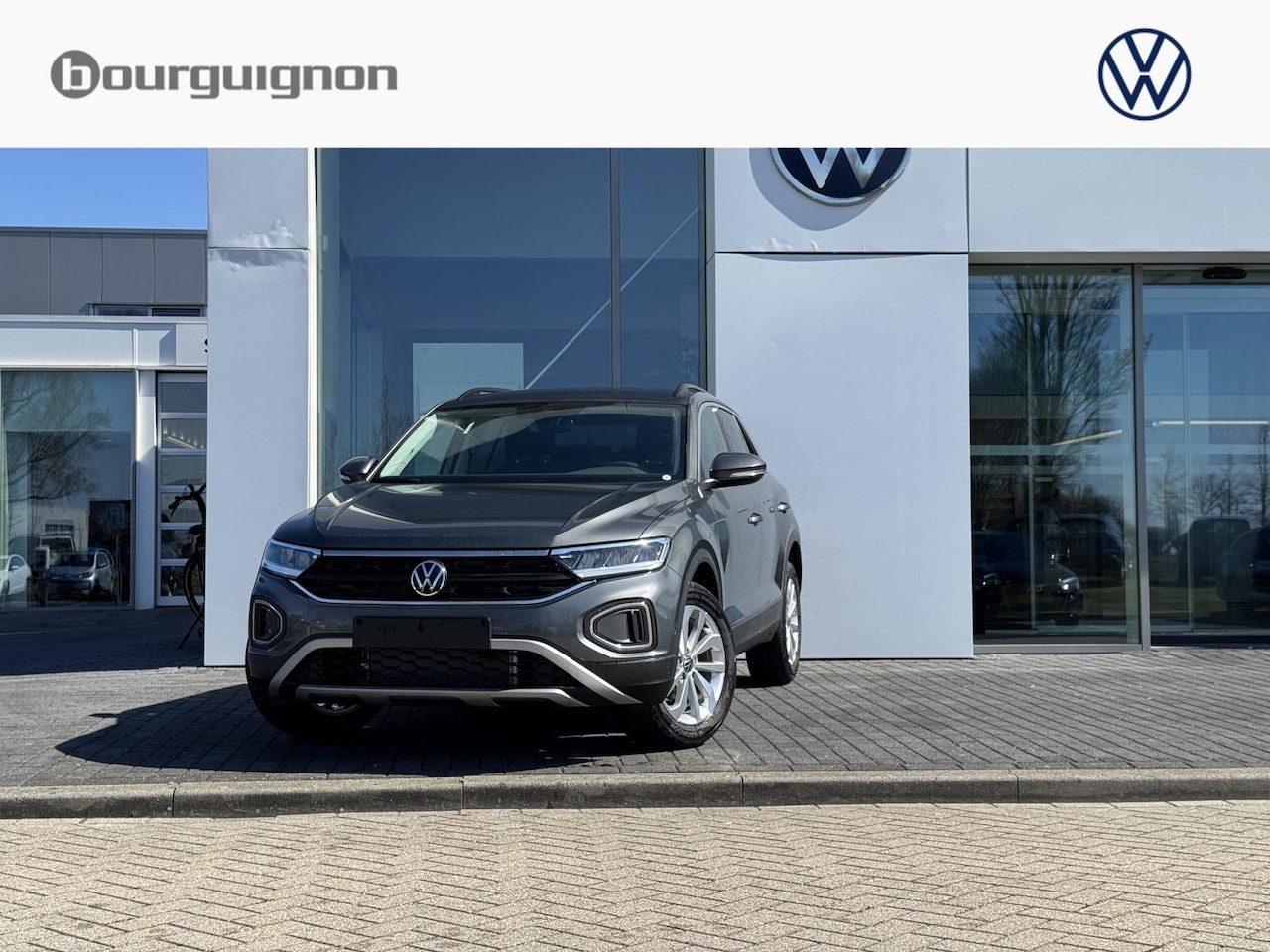Volkswagen T-Roc - Life Edition 1.0 85 kW / 116 pk TSI SUV 6 versn. H | Camera | Cruise Control Adaptief | Ke - AutoWereld.nl