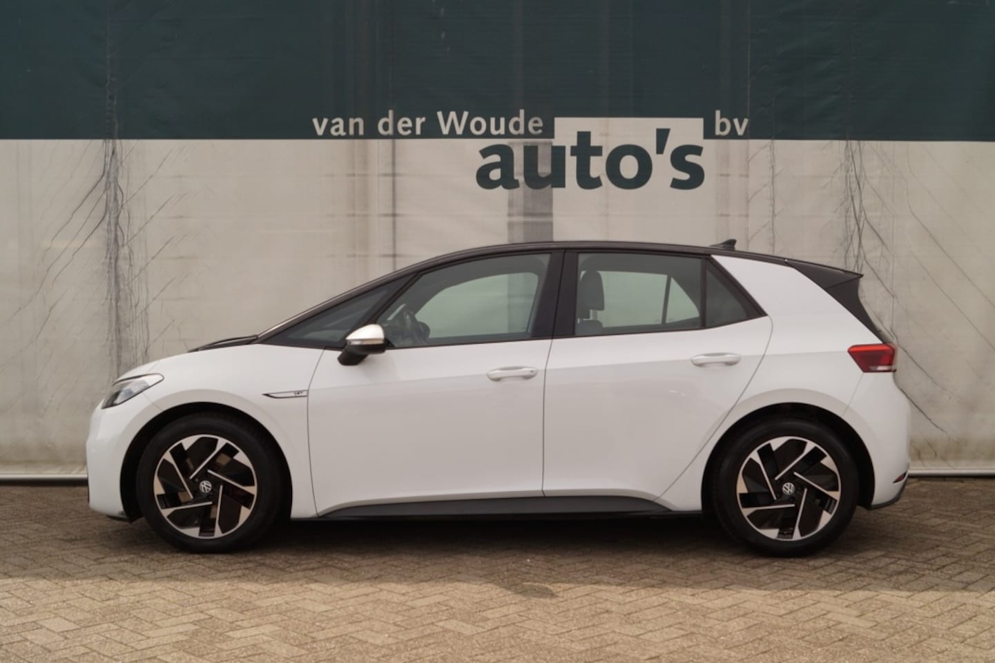Volkswagen ID.3 - First 58 kWh - AutoWereld.nl