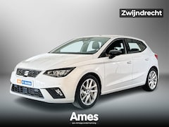 Seat Ibiza - 1.0 95pk EcoTSI FR | Parkeersensoren voor en achter | Donker getinte ruiten achter | Apple