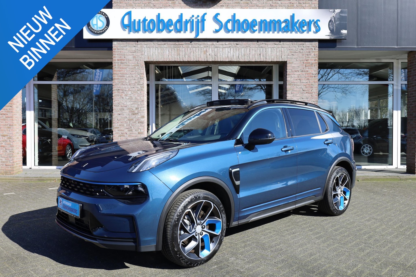 Lynk & Co 01 - 1.5 261PK! 360-CAMERA PANO/SCHUIF INFINITY DAB NAVI CARPLAY CAMERA STOELVERWARMING ELEK.AC - AutoWereld.nl