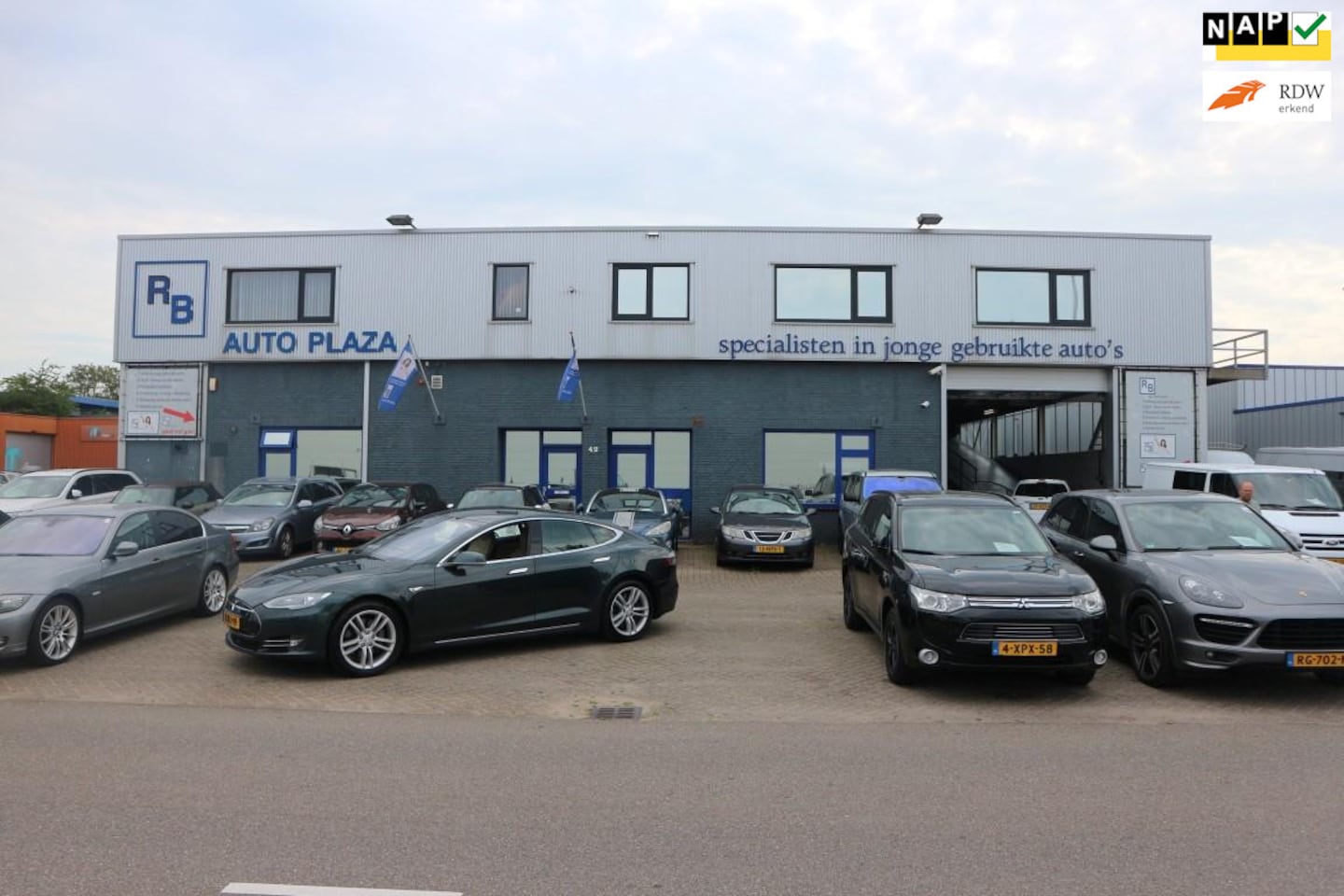 Tesla Model S - 85 / FREE SUPER CHARGE ! ! ! / APK 6-2026 ! - AutoWereld.nl