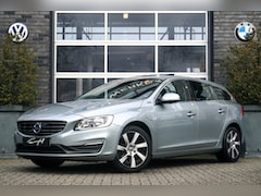 Volvo V60 - 2.4 D6 AWD PHEV SUMMUM LEDER - PANO. DAK - TREKH