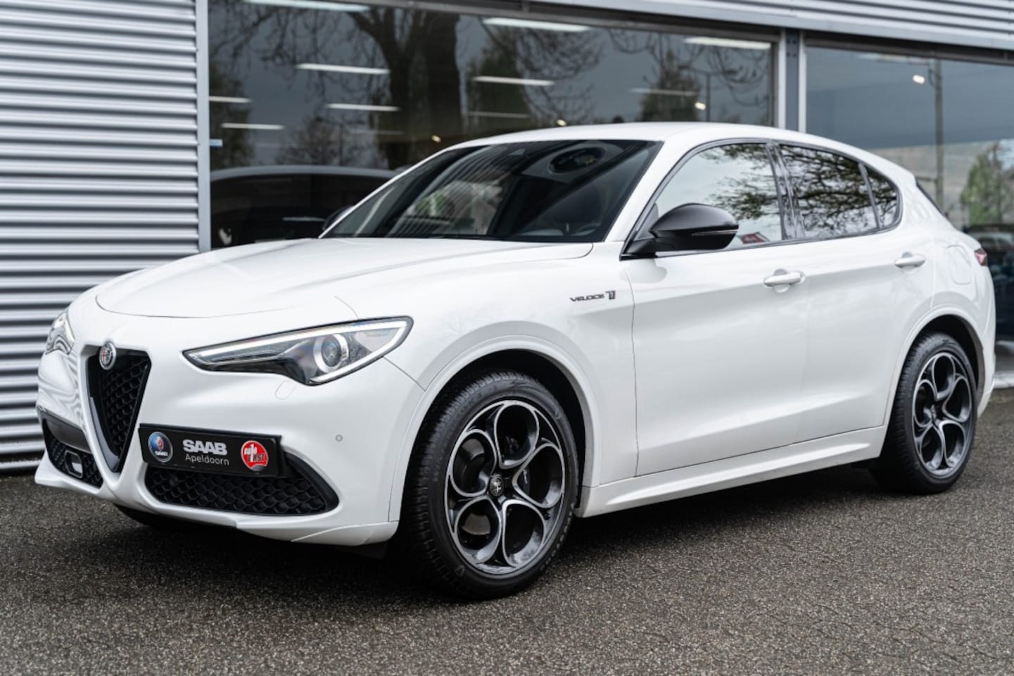 Alfa Romeo Stelvio - 2.0 Turbo Veloce TI Q4 My21 Bianco Madreperla BTW - AutoWereld.nl