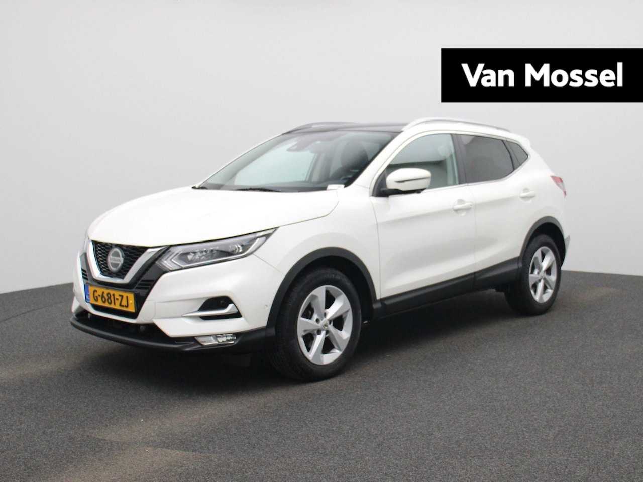 Nissan Qashqai - 1.3 DIG-T Business Edition | NAVIGATIE | PANODAK | CAMERA | STOELVERWARMING - AutoWereld.nl