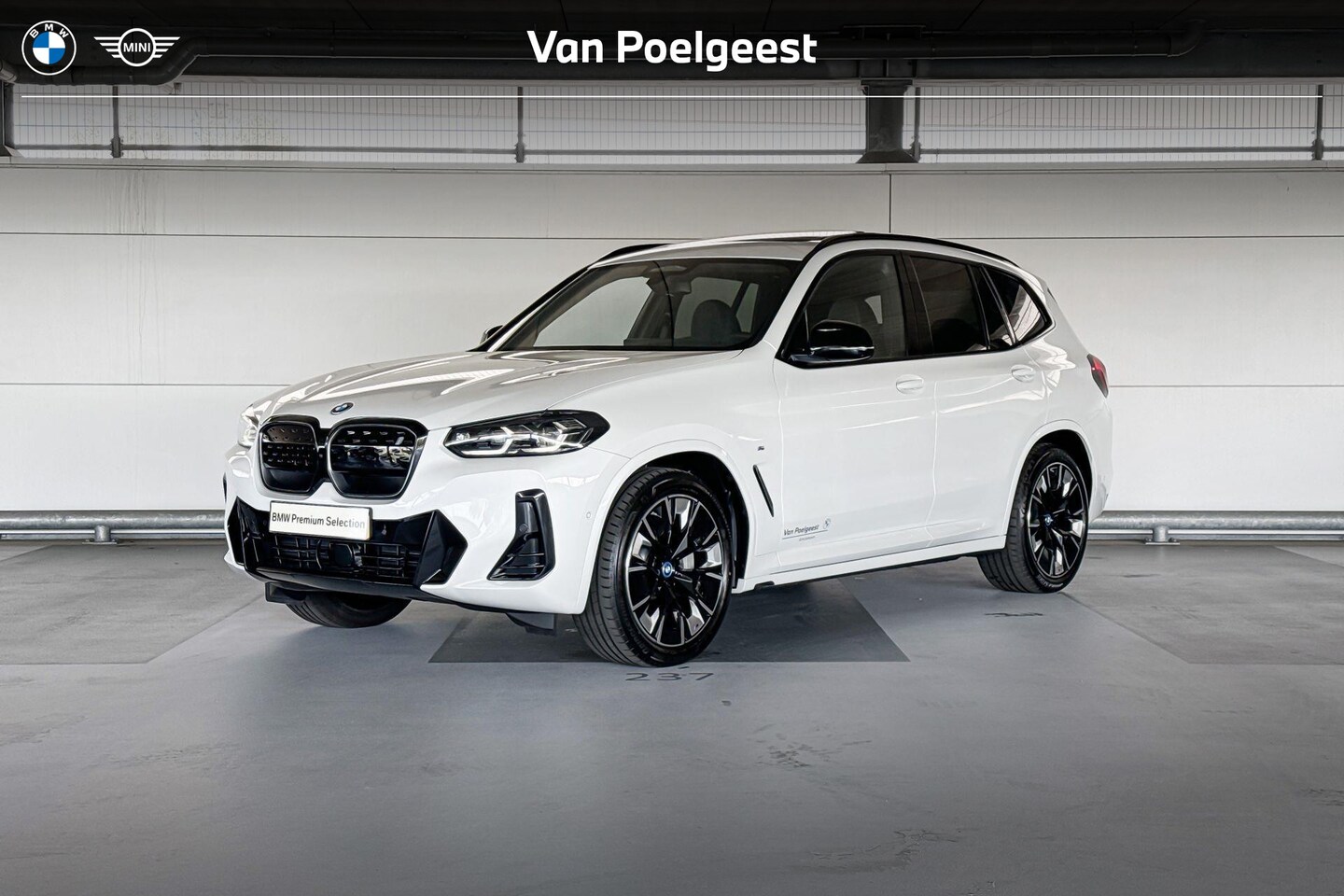 BMW iX3 - High Executive Edition | Shadow Line Pack | Trekhaak - AutoWereld.nl