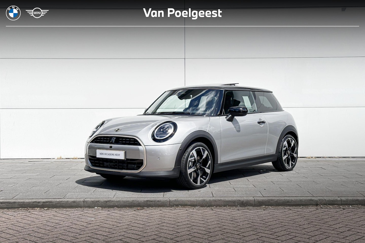 MINI Cooper - 3-deurs C Favoured Trim | Pakket L - AutoWereld.nl
